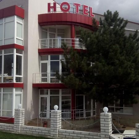 Hotel Paulina Falesti Εξωτερικό φωτογραφία